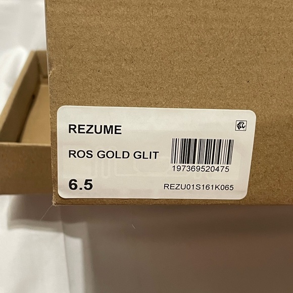 Steve Madden Rose Gold Glitter Low-Top Sneakers with White Accents - Picture 11 of 11